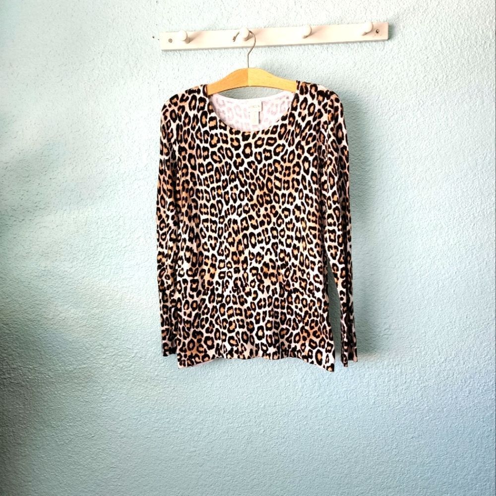 Chico's cheetah animal print crew neck cuffs buttons long sleeve light sweater